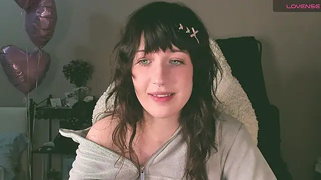 Czat XXX na żywo – sheeny_shy