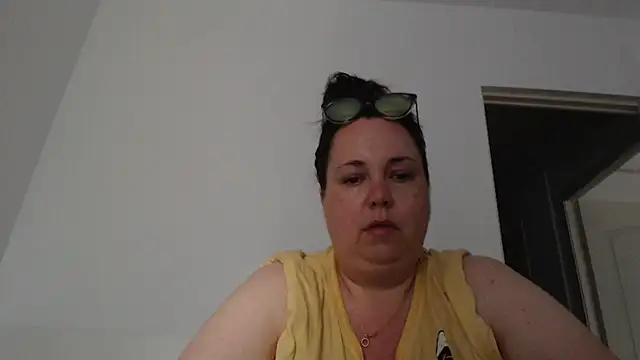 WendyRhoades' Live XXX Chat