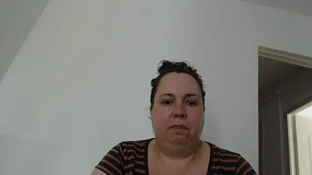 Živý XXX chat WendyRhoades