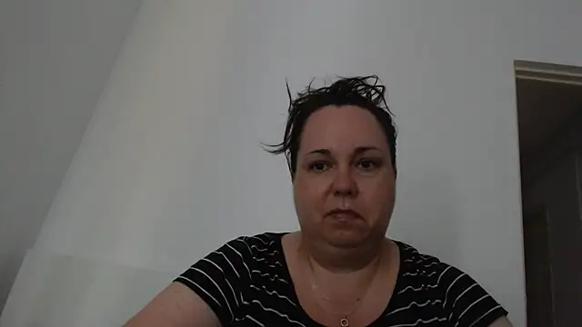 WendyRhoades 即時 XXX 聊天