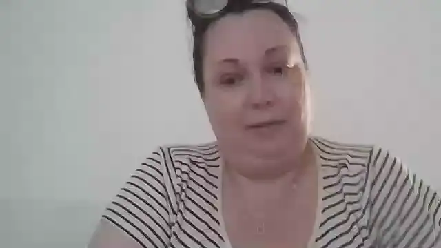 WendyRhoades élő XXX-chatje