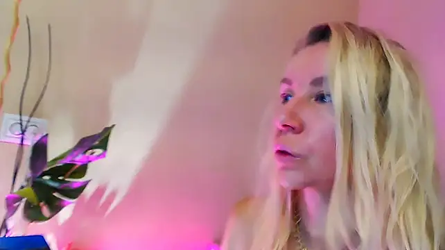 OLIVIA_CANDY Live XXX Chat