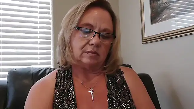 BustyAnnie's Webcam Show