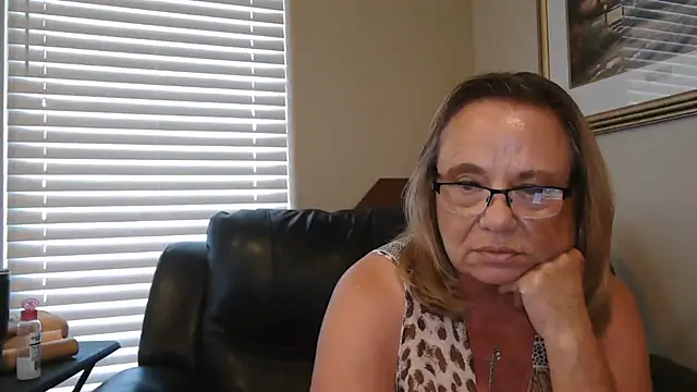 BustyAnnie's Webcam Show