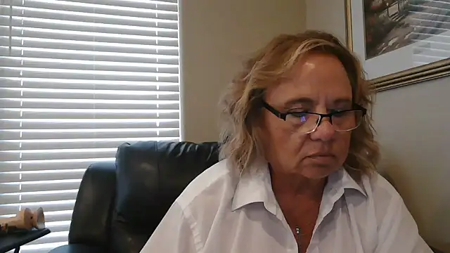 BustyAnnie's Webcam Show