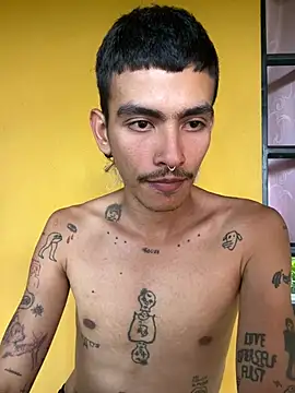 sorry-mom69 Show in webcam