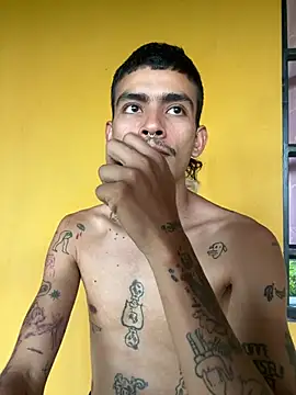 Pokazy przed kamerką – sorry-mom69