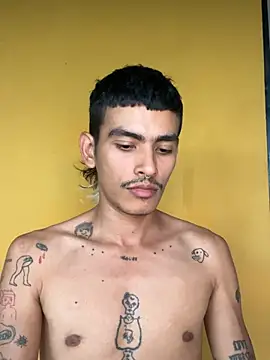 sorry-mom69 Show in webcam