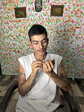 sorry-mom69 Webcam-Show