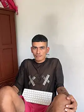 sorry-mom69 webkamerás műsora