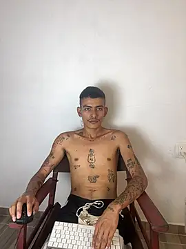 Вебкам-шоу sorry-mom69
