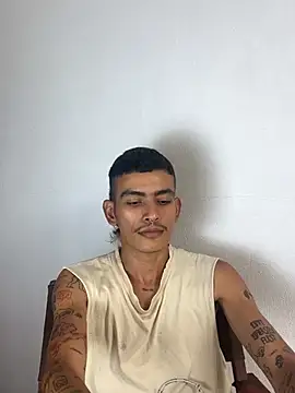 sorry-mom69's Webcam Show