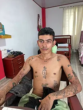 sorry-mom69's Webcam Show