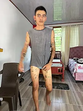 sorry-mom69 Adlı Modelin Web Kamerası Şovu