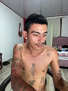 sorry-mom69 Adlı Modelin Web Kamerası Şovu