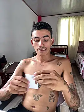 sorry-mom69 Show in webcam