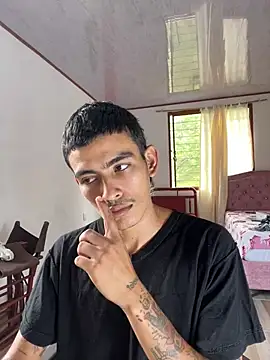 sorry-mom69's Webcam Show