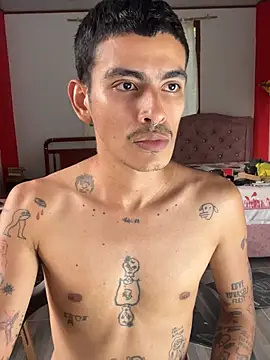 sorry-mom69's Webcam Show