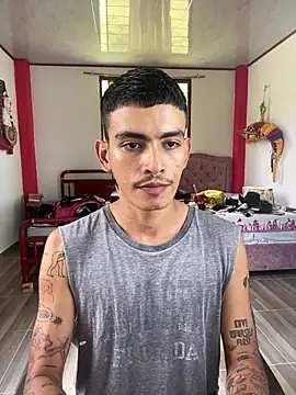 sorry-mom69's Webcam Show