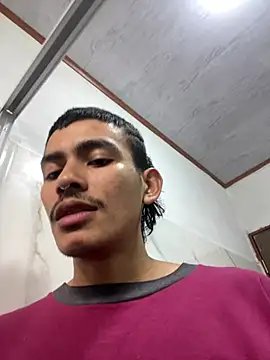 sorry-mom69 Show in webcam