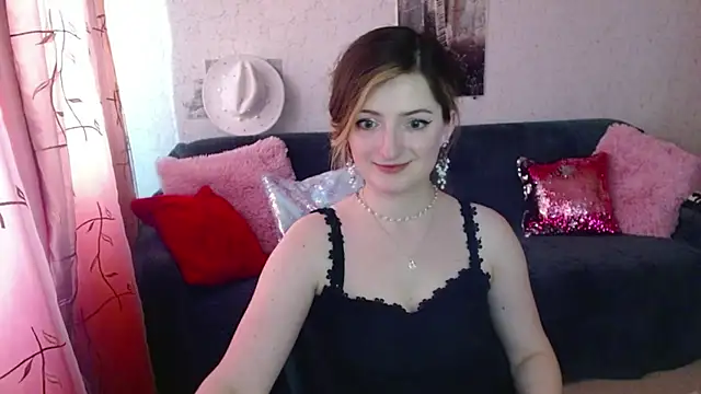 Arielsssplash Adlı Modelin Canlı XXX Sohbeti