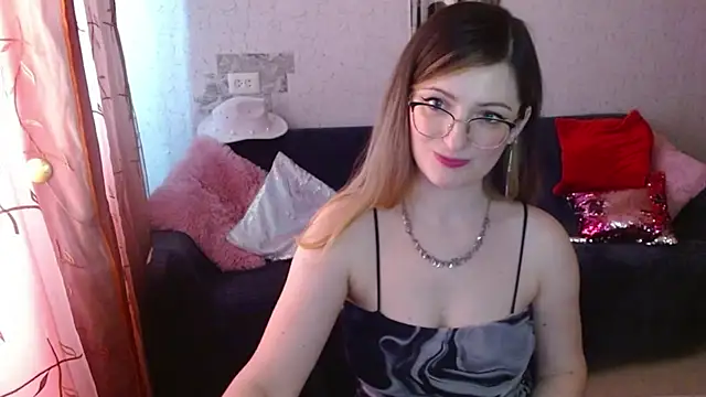 Arielsssplash Adlı Modelin Canlı XXX Sohbeti