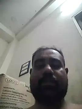 Soumik94 Show in webcam
