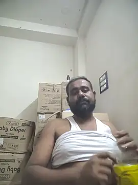 Soumik94: διαδικτυακό σόου στην κάμερα