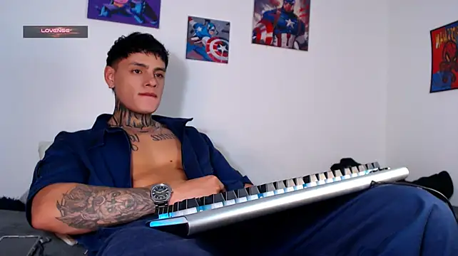 danilohot_19 Show in webcam