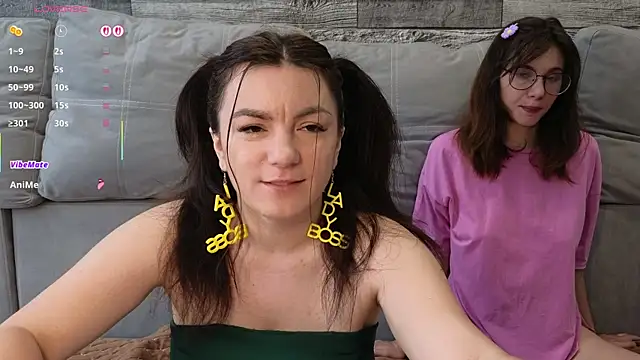 Vika_loves_you: διαδικτυακό σόου στην κάμερα