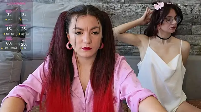 Vika_loves_youn Webbikameraesitys