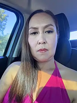 nam_tootsis' Webcam Show