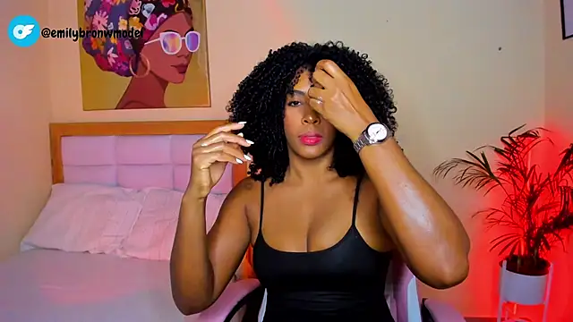 Chat +18 de AitanaBrown_ ao vivo