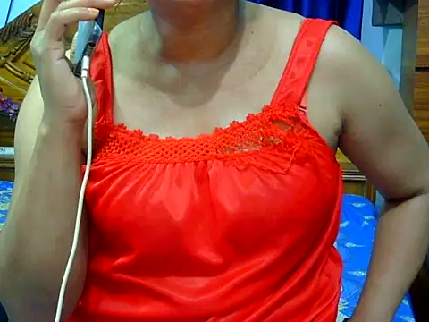 Pertunjukan Kamera Web Horny_Doll24
