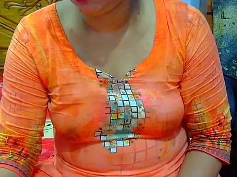 Horny_Doll24 Adlı Modelin Canlı XXX Sohbeti