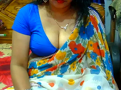 XXX chat uživo modela Horny_Doll24