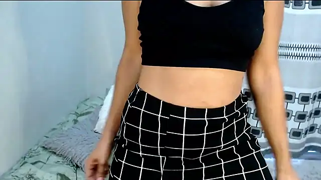 _MoniqueLovay_ Live XXX-Chat