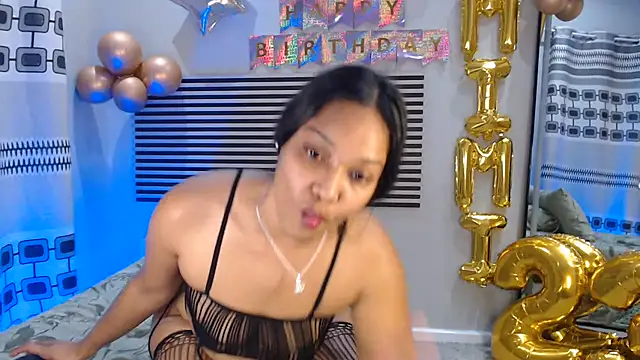 _MoniqueLovay_ – Live XXX-chat