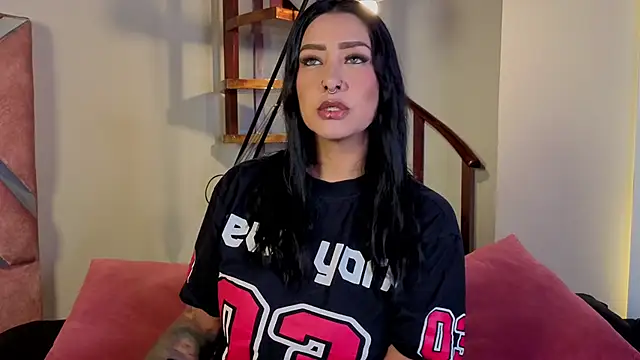 _kelly_hous36 Adlı Modelin Canlı XXX Sohbeti