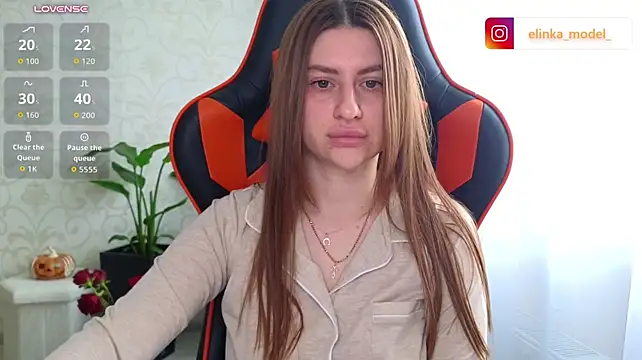 Elishka_ Show in webcam