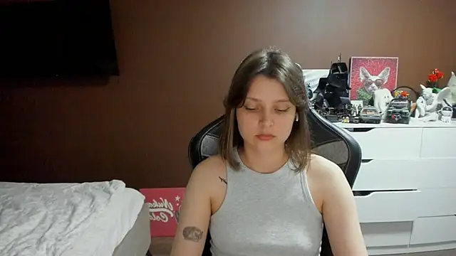 SoniNesti Chat XXX in diretta