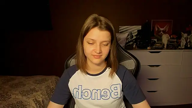 Chat +18 de SoniNesti ao vivo