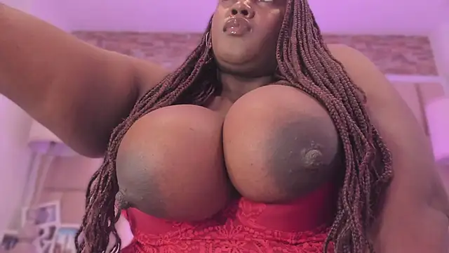 ShaniaBrownn Webcam-Show