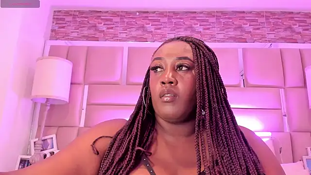 ShaniaBrownn Webcam-Show