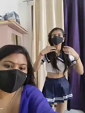Pokazy przed kamerką – cutee__crazy