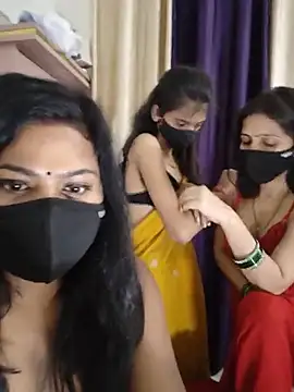 cutee__crazy Webcam-Show