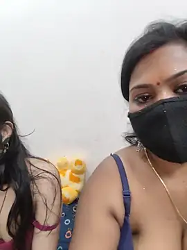 cutee__crazy's Webcam Show