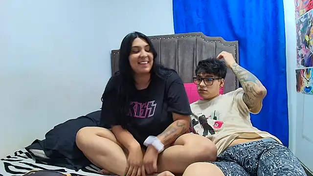 Show modela kiindred_ na web-kameri