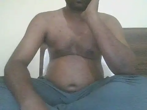 desitamil33 Show in webcam