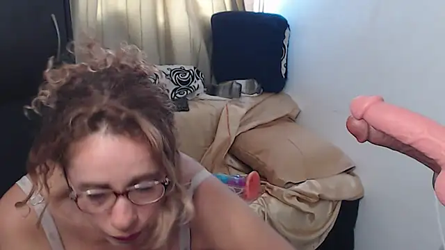perlahotboobs XXX чат на живо